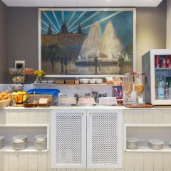 Hotel Cortes Барселона питание