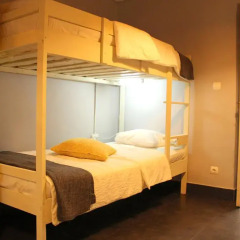 Отель Belém Guest House 2* Кровать в общем номере с двухъярусной кроватью
