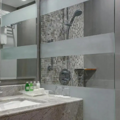 Отель Holiday Inn Jeddah Gateway 4* Номер Делюкс с различными типами кроватей фото 4