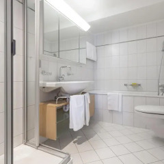 Апартаменты EMA House Serviced Apartments, Seefeld ванная фото 2