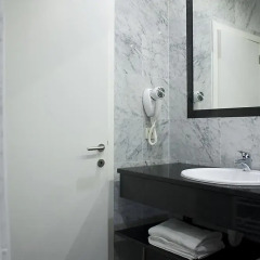 Отель Chambre Studios Apartments Бельгия, Брюссель - отзывы, цены и фото номеров - забронировать отель Chambre Studios Apartments онлайн ванная