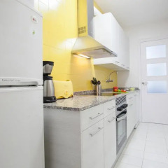 Отель Bbarcelona Encants Family Flat Барселона в номере фото 2