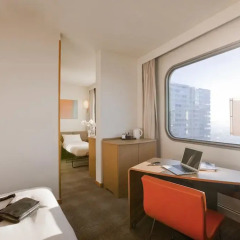 Отель Novotel Paris Centre Tour Eiffel 4* Улучшенный номер с разными типами кроватей