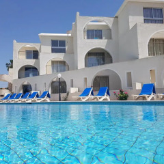 Pandream Hotel Apartments бассейн фото 2