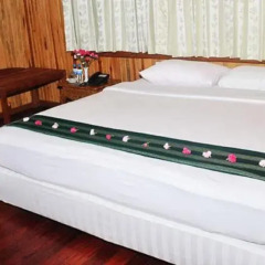 Hotel Loikaw 3* Улучшенный номер с различными типами кроватей фото 5