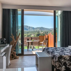 Отель Mas Tapiolas Suites Natura 4* Люкс с различными типами кроватей фото 4