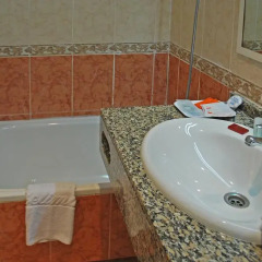 Hotel Piccadilly Sitges ванная