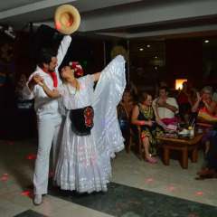 Copacabana Beach Hotel Acapulco развлечения