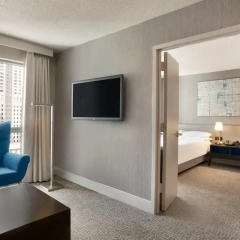 Отель Hilton Suites Chicago/Magnificent Mile комната для гостей фото 6