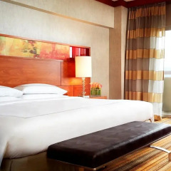 Отель Swissotel The Stamford 5* Стандартный номер с различными типами кроватей фото 11
