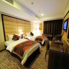 Al Hamra Hotel 4* Номер Делюкс с различными типами кроватей