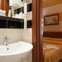 Hotel Pyramid 3* Номер Делюкс с двуспальной кроватью фото 10