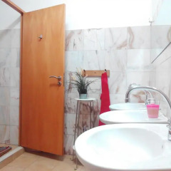 Отель Refuge In Santa Marta Лиссабон ванная