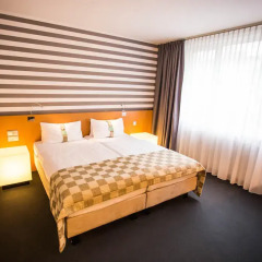 Отель Holiday Inn Vienna City 4* Стандартный номер с различными типами кроватей фото 3