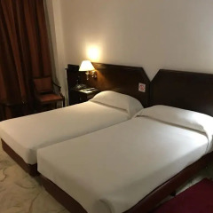 Отель Turia Hotel Испания, Валенсия - 3 отзыва об отеле, цены и фото номеров - забронировать отель Turia Hotel онлайн комната для гостей фото 5