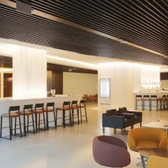 Отель Crowne Plaza Belgrade Сербия, Белград - отзывы, цены и фото номеров - забронировать отель Crowne Plaza Belgrade онлайн гостиничный бар