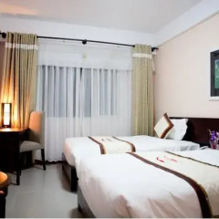 Hue Smile Hotel 3* Улучшенный номер с различными типами кроватей фото 2