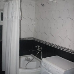 Апартаменты Apartment on Nato Vachinadze ванная