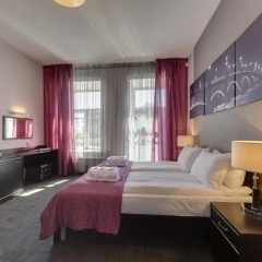 Мини-отель MaryHotel Улучшенный номер с двуспальной кроватью фото 16