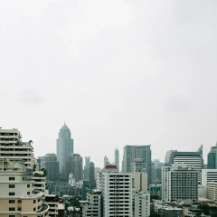 Отель Adelphi Suites Sukhumvit By Compass Hospitality Бангкок балкон