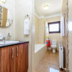 Отель Fig Tree Bay Villa 6 Кипр, Протарас - отзывы, цены и фото номеров - забронировать отель Fig Tree Bay Villa 6 онлайн ванная