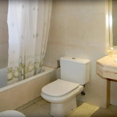 Отель Apartamentos Cinco Rosas ванная