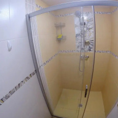 Гостиница HQ Hostelberry Кровать в женском общем номере с двухъярусной кроватью фото 9