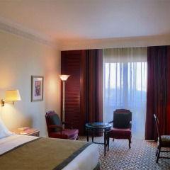 Sheraton Addis, a Luxury Collection Hotel, Addis Ababa 5* Представительский номер с различными типами кроватей