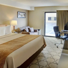 Отель Comfort Inn Kirkland Lake 2* Номер Бизнес с различными типами кроватей фото 5