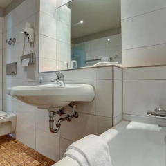 Günnewig Kommerz Hotel ванная фото 2