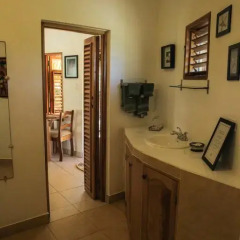 Отель KuDehya Guesthouse 3* Стандартный номер фото 10
