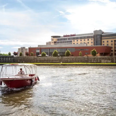 Qubus Hotel Krakow Краков приотельная территория
