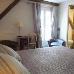 Отель Hôtel Exelmans 2* Улучшенный номер с различными типами кроватей фото 2