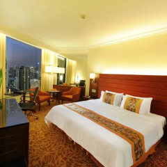 Rembrandt Hotel Suites and Towers 4* Улучшенный номер с разными типами кроватей