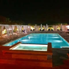 Отель Relais Casina Dei Cari Пресичче бассейн