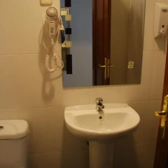 Отель Jqc Rooms Улучшенный номер фото 2