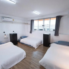Hoppers Place Donmuang Hostel Кровать в общем номере фото 10
