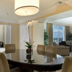 Отель The Beverly Hilton в номере