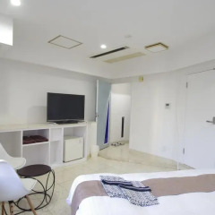 Hotel Imalle Yokohama Isezakicho - Hostel Улучшенный номер с различными типами кроватей фото 3