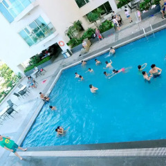 Отель Condotel Ha Long бассейн