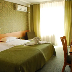 Отель Новиз 4* Стандартный номер с двуспальной кроватью фото 11