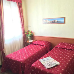 Hotel Helvetia 3* Стандартный номер фото 4