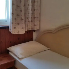 Momos Hostel Стандартный номер с различными типами кроватей (общая ванная комната) фото 9