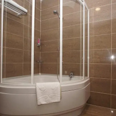Гостиница Grand Hotel Victory Казахстан, Актау - 1 отзыв об отеле, цены и фото номеров - забронировать гостиницу Grand Hotel Victory онлайн ванная