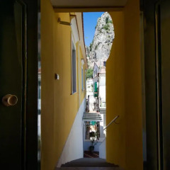 Отель Amalfi Luxury House 2* Стандартный номер с различными типами кроватей фото 9