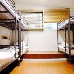Отель YE'4 Guesthouse 2* Кровать в женском общем номере с двухъярусной кроватью