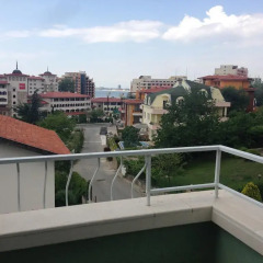 Отель Flower Guest House Солнечный берег балкон