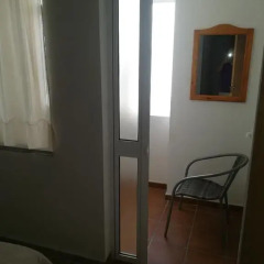 Отель Hostal Paco Pepe Испания, Кониль-де-ла-Фронтера - отзывы, цены и фото номеров - забронировать отель Hostal Paco Pepe онлайн комната для гостей фото 5