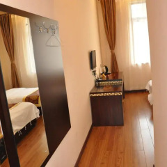 Chengdu Holly Hostel Стандартный номер с 2 отдельными кроватями фото 3