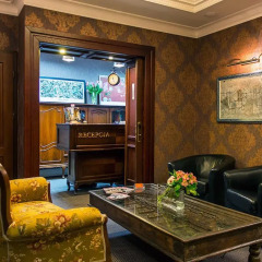 Отель SleepWalker Boutique Suites интерьер отеля фото 3
